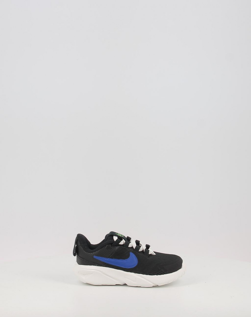 Schuhe Sneaker Nike Star Runner 4 Schwarz Tamanho 22