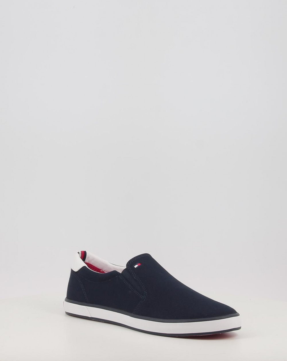 ICONIC SLIP ON SNEAKER