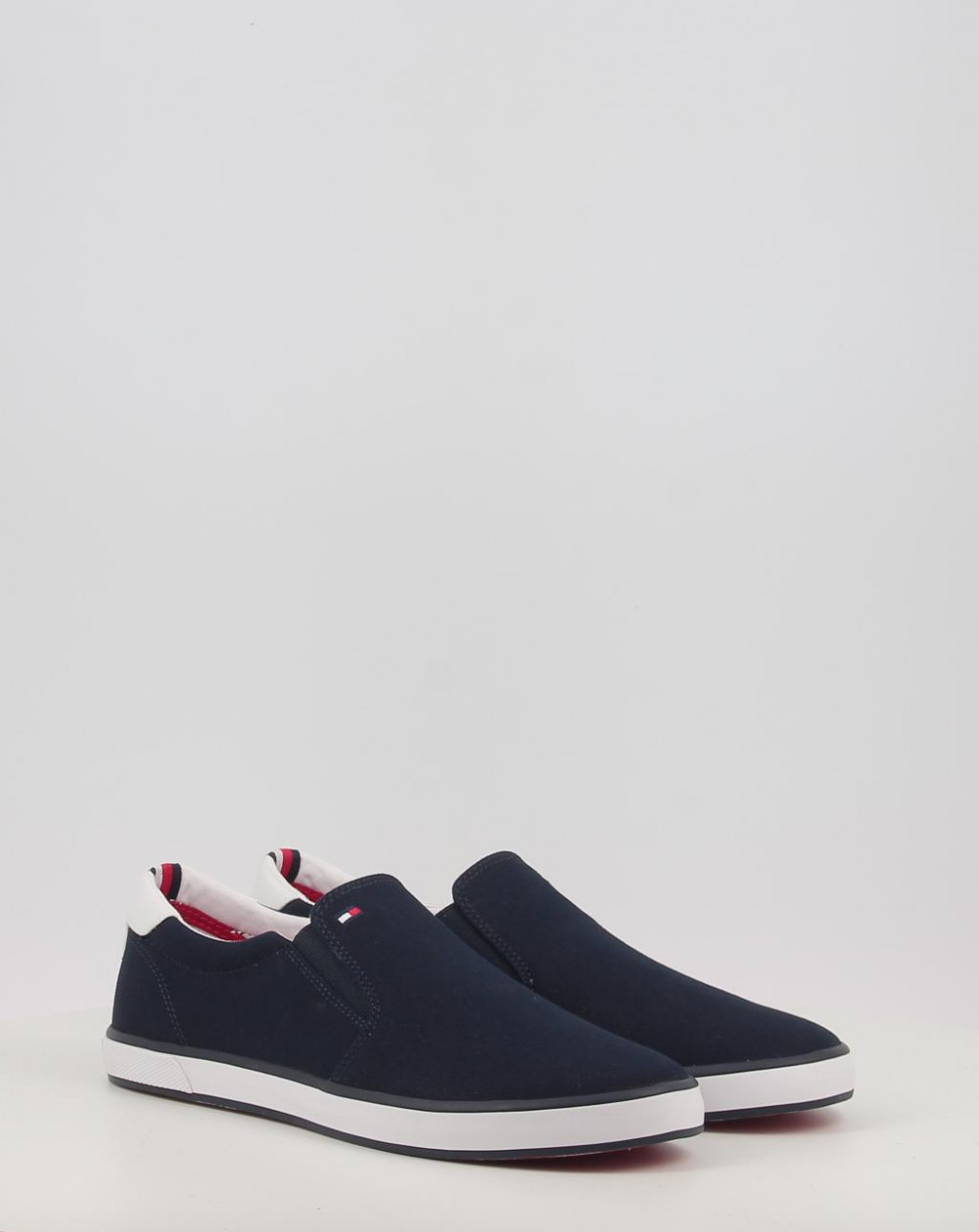 ICONIC SLIP ON SNEAKER