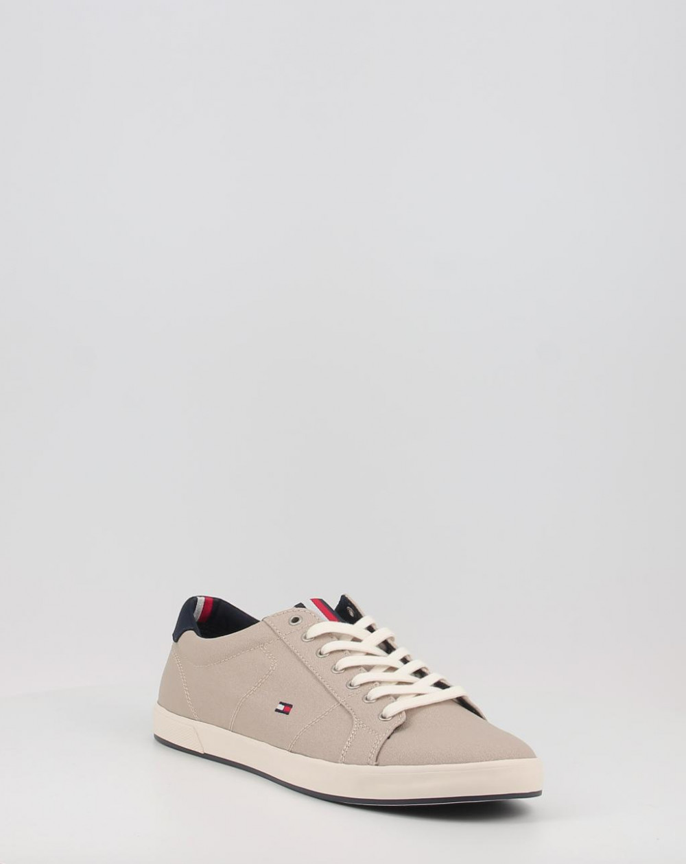 ICONIC LONG LACE SNEAKER