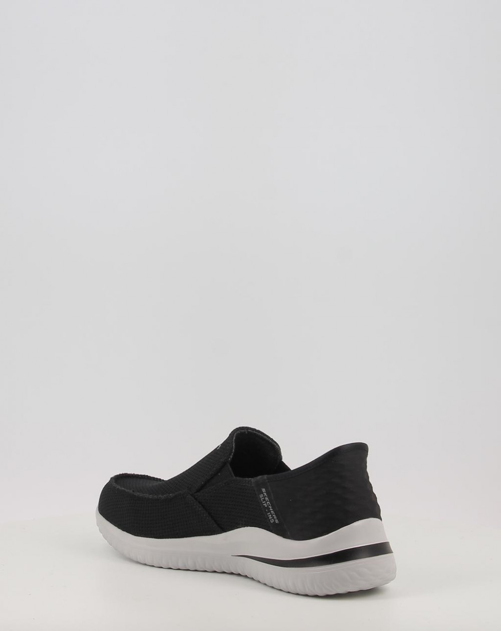 DELSON 30 CABRINO 210604