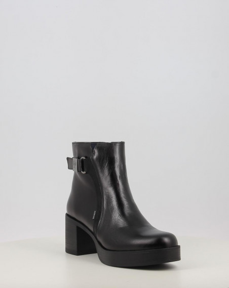 D9589 BOWY D9589 BOWY