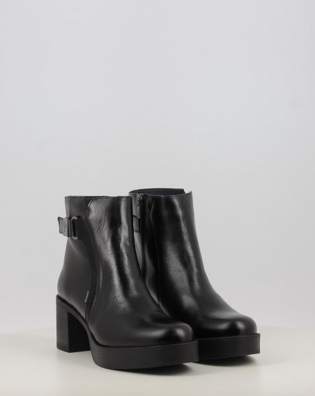 D9589 BOWY D9589 BOWY