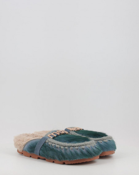 WINTER BIO LG LONG HAIR PONYLOGO