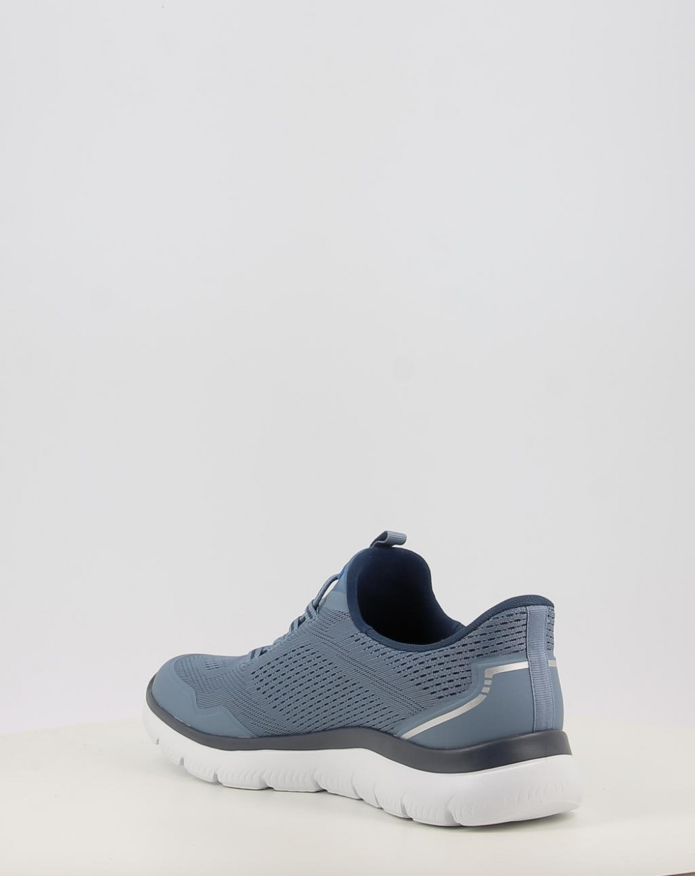 SLIP INS SUMMITS TOP RATE 233045