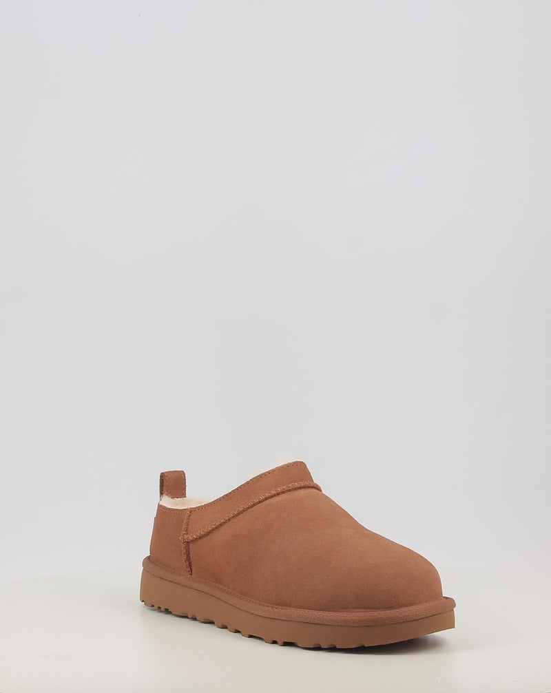 Stiefeletten UGG CLASSIC MICRO chestnut