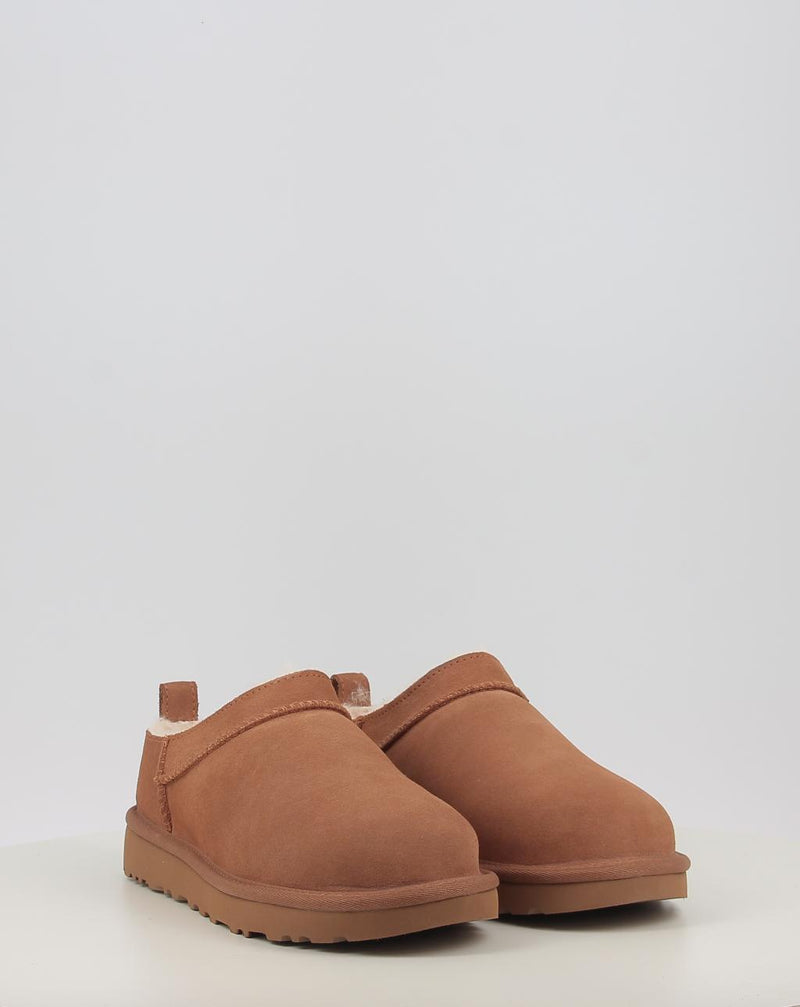 Stiefeletten UGG CLASSIC MICRO chestnut