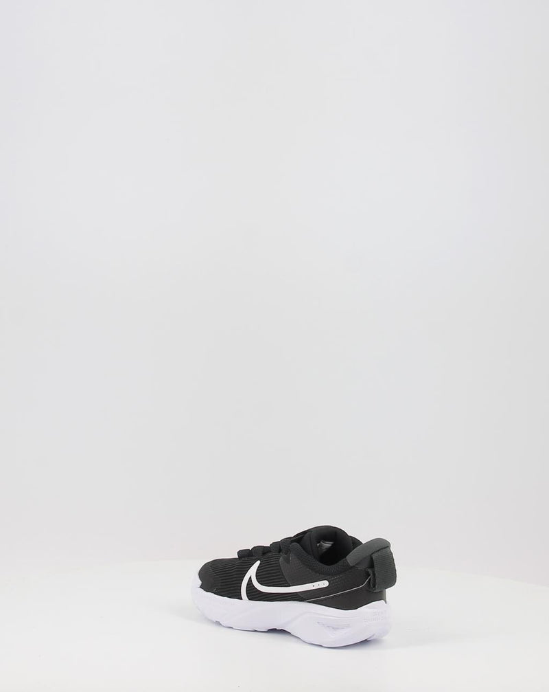 Sneaker NIKE STAR RUNNER 4 DX7616-001 schwarz