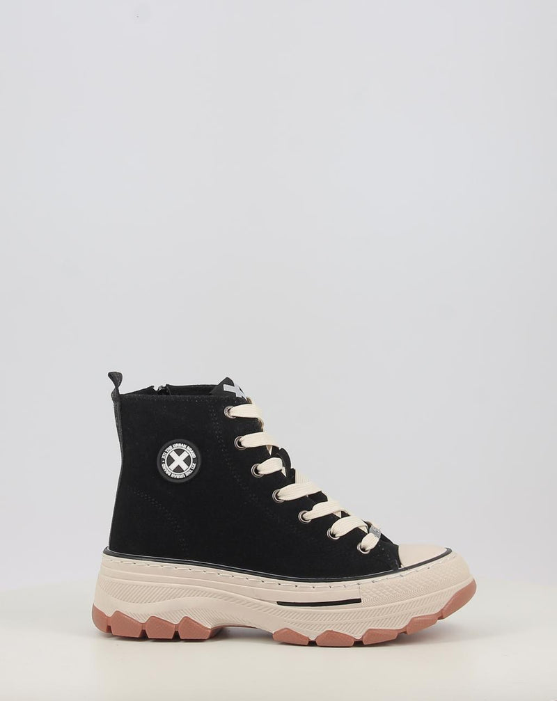 Sneakers XTI 15132101 schwarz