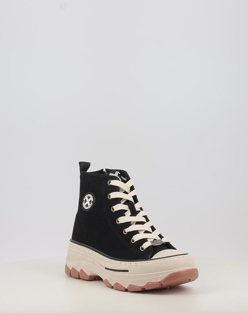 Sneakers XTI 15132101 schwarz