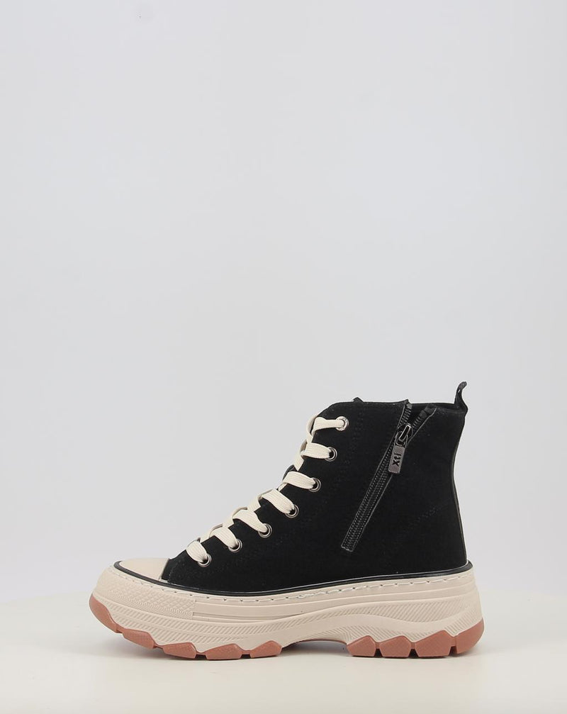 Sneakers XTI 15132101 schwarz