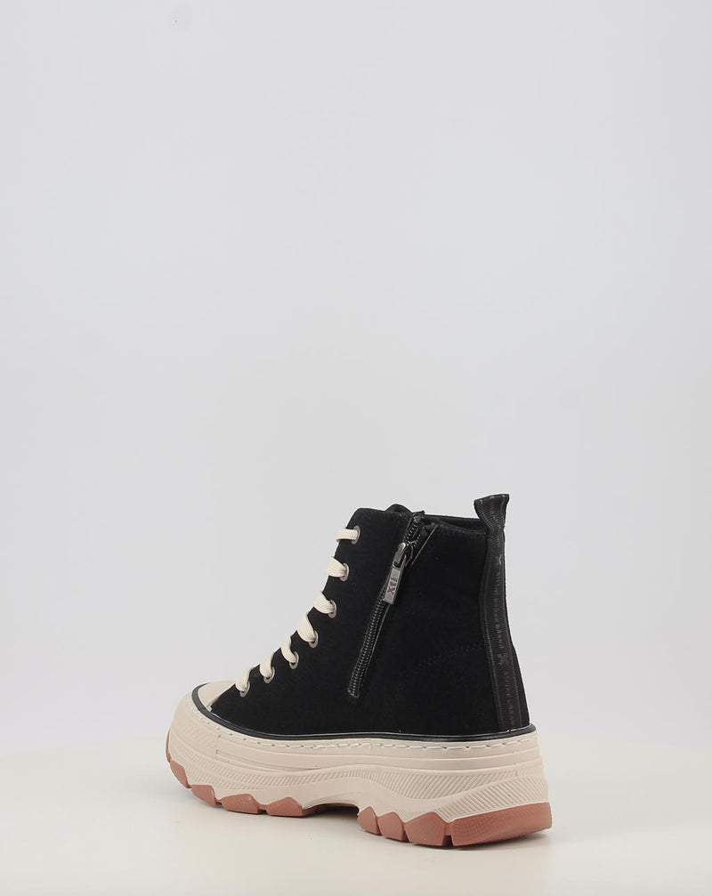 Sneakers XTI 15132101 schwarz