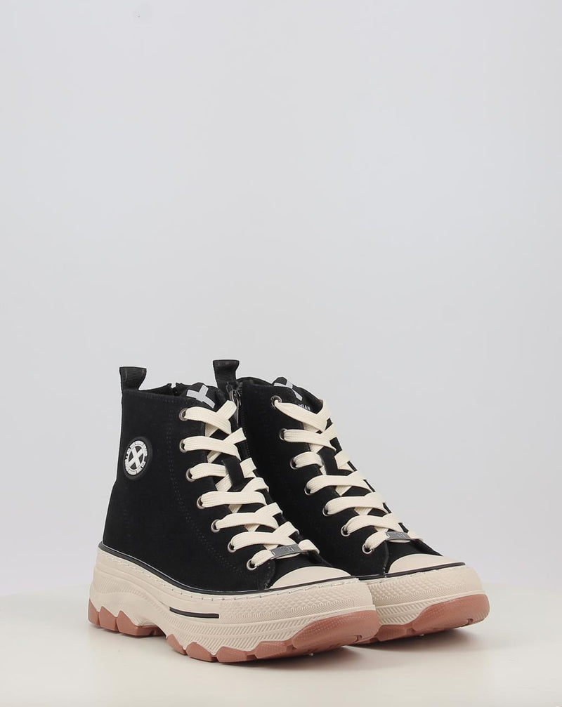 Sneakers XTI 15132101 schwarz