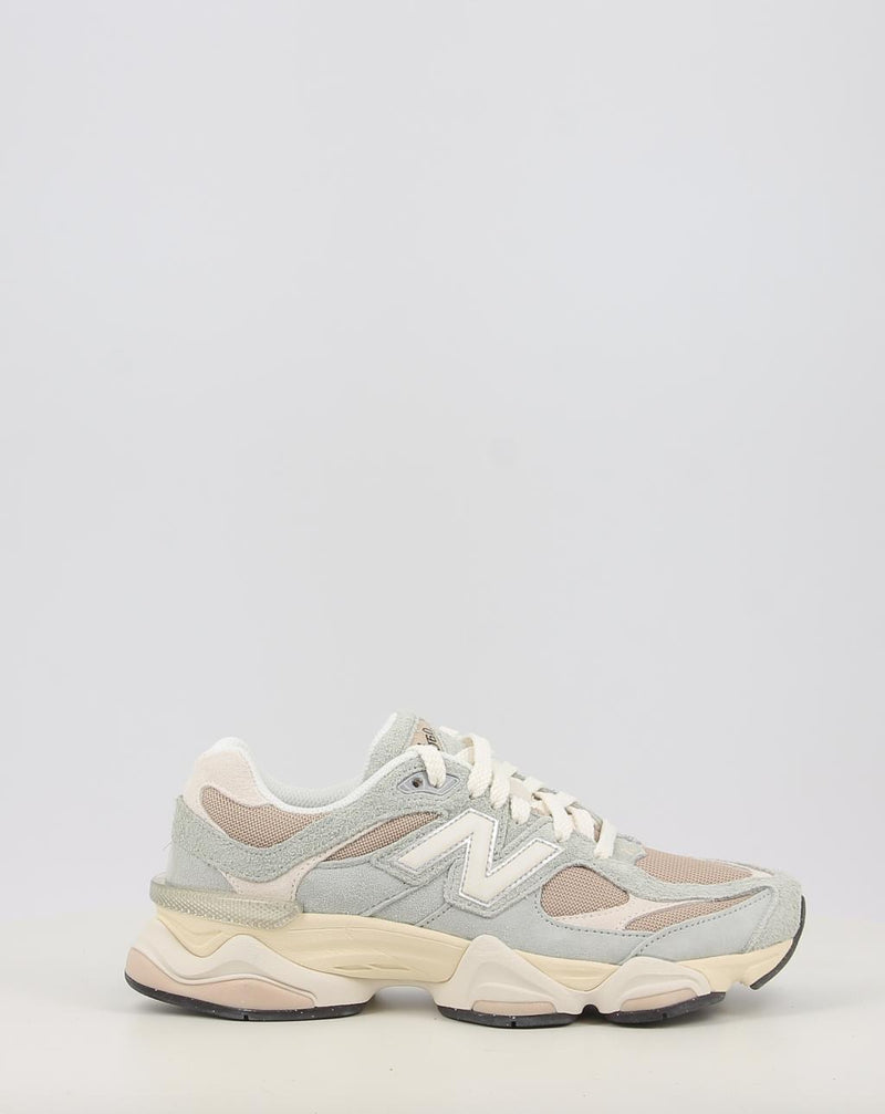 Sneakers NEW BALANCE U9060440 grau