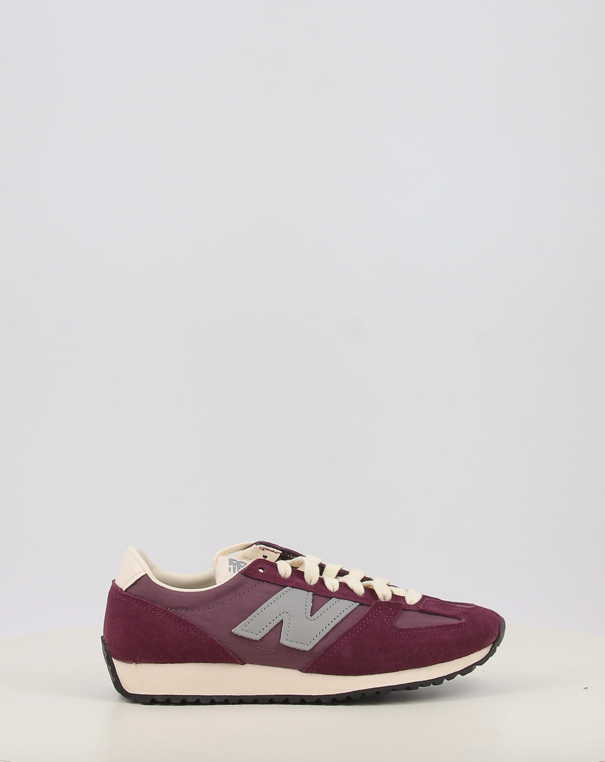 U4717PS