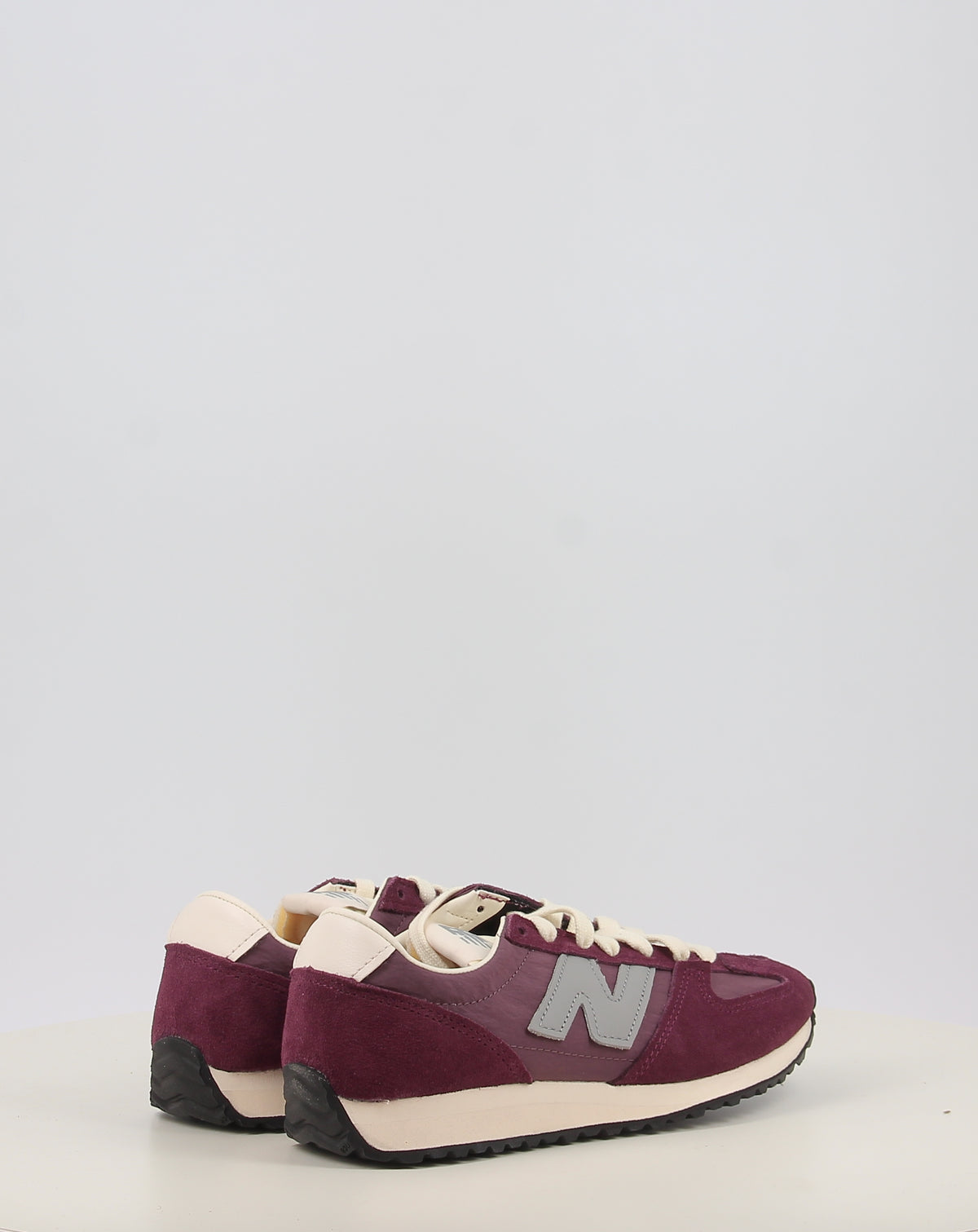 U4717PS