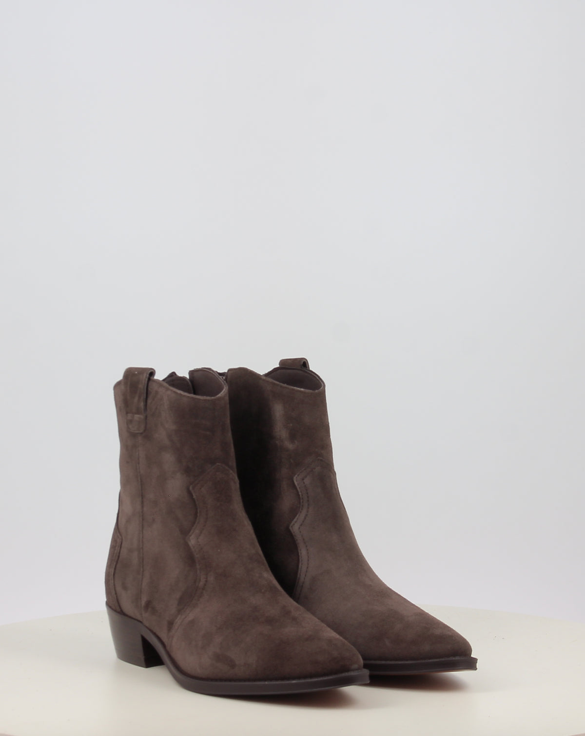 CECILE 2548