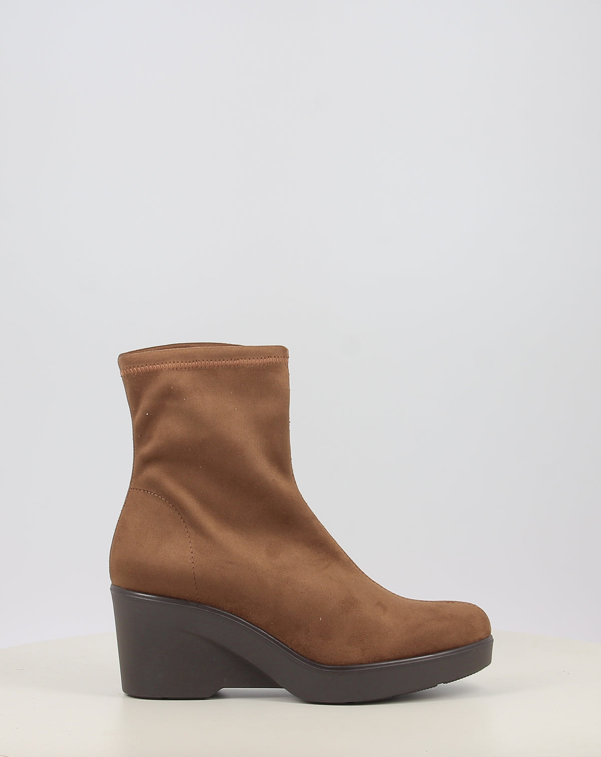 CUSHY 075500